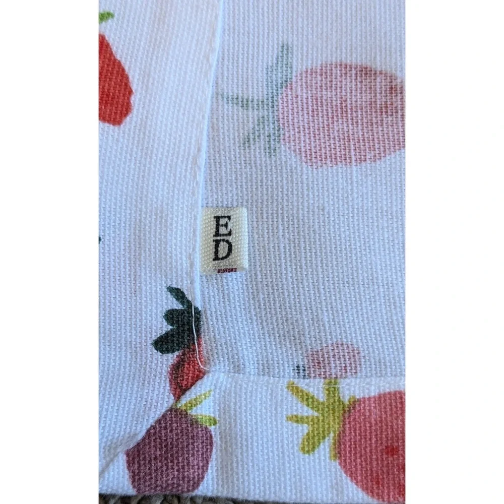 Strawberry Fruit Print Fabric Napkins 19